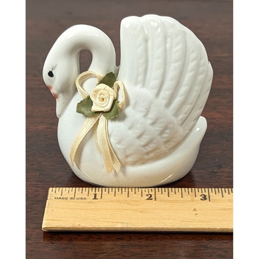 Vintage White Ceramic Swan Figurine Ribbon Rose Accent Glossy Bird 90s Decor - Picture 7 of 8